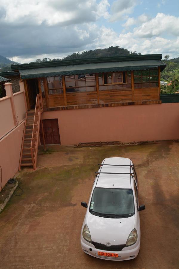 Vegas House Apartment Yaoundé Exterior photo